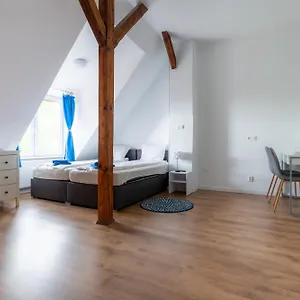 Vila Superiq, Sopoty